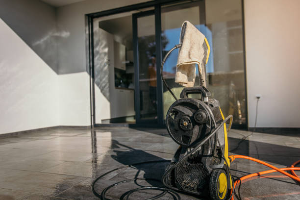 Best Driveway Pressure Washing  in Humboldt Hill, CA
